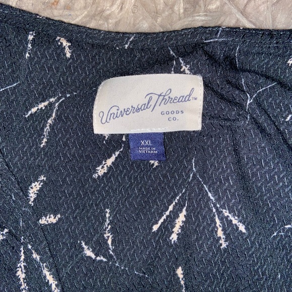 Universal Thread Faux Wrap shirt - Picture 2 of 2